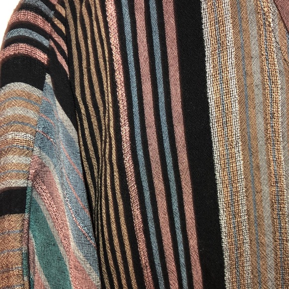 American Eagle Striped Flow Blouse - Picture 4 of 4